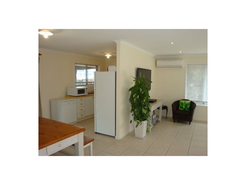 576 Nicklin Way, Wurtulla QLD 4575