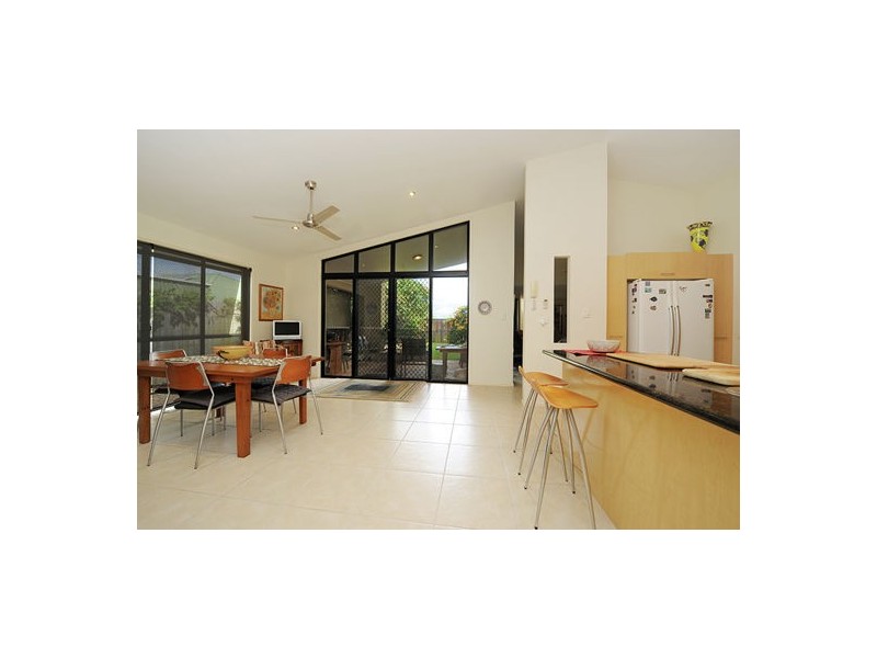 25 Springbrook Street, Caloundra West QLD 4551