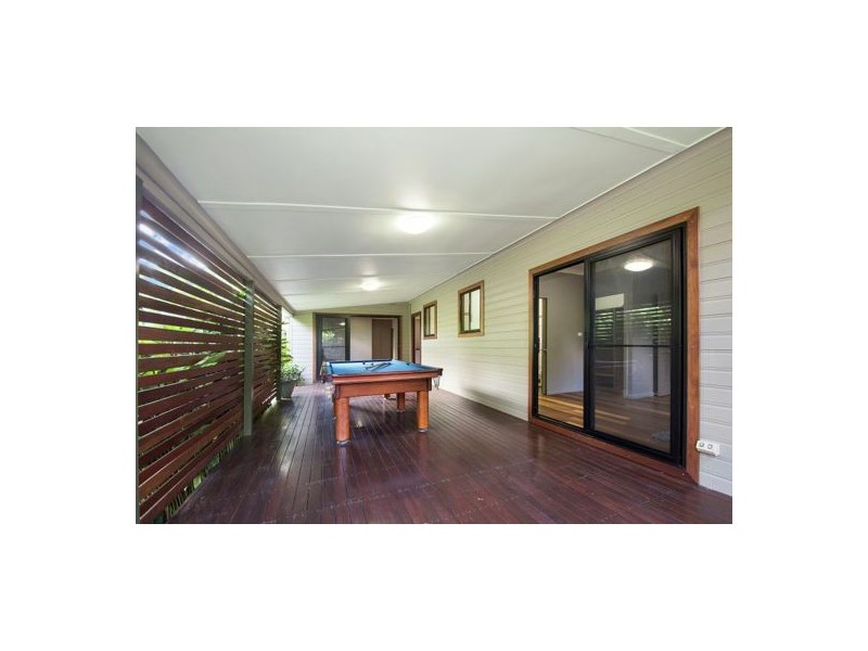 28 Clearview Drive, Glass House Mountains QLD 4518