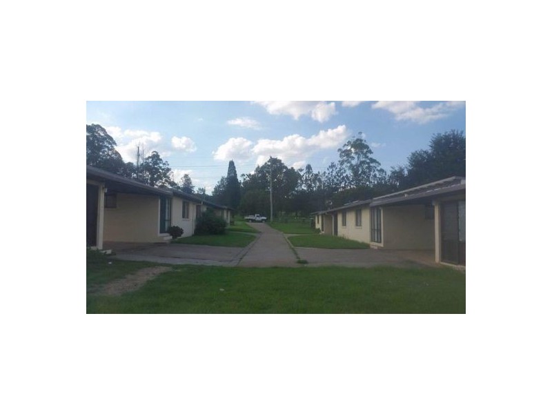 8 Davies Street, Yarraman QLD 4614