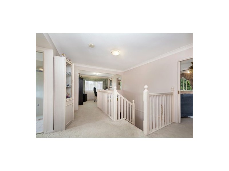 16 Bellevue Drive, Little Mountain QLD 4551