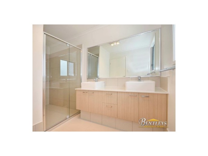 14 Hayman Lane, Meridan Plains QLD 4551