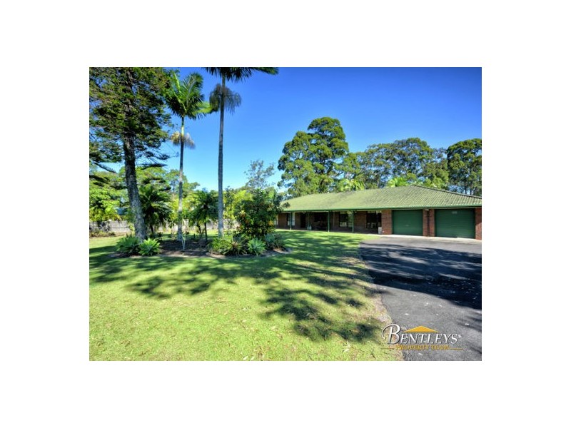 4 Casuarina Drive, Little Mountain QLD 4551
