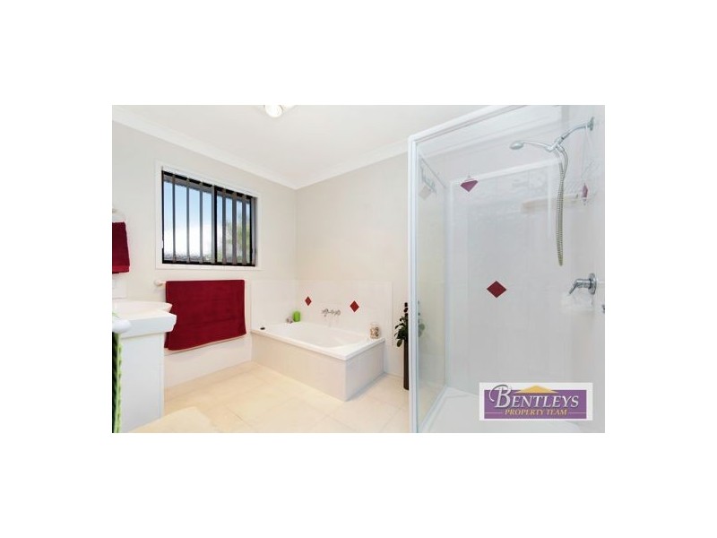 49 Turnbury Street, Little Mountain QLD 4551