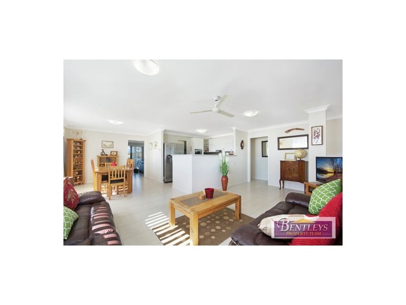 49 Turnbury Street, Little Mountain QLD 4551