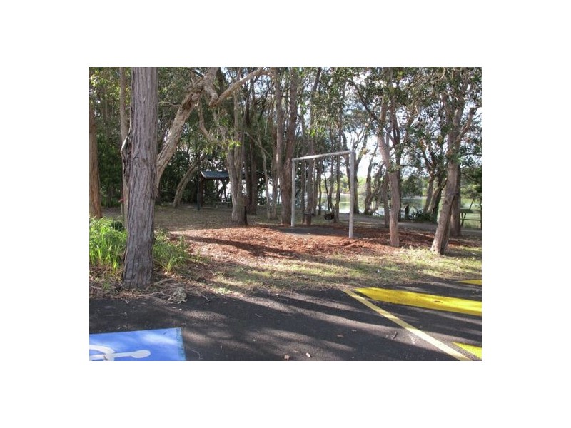 10 Bareki Street, Wurtulla QLD 4575