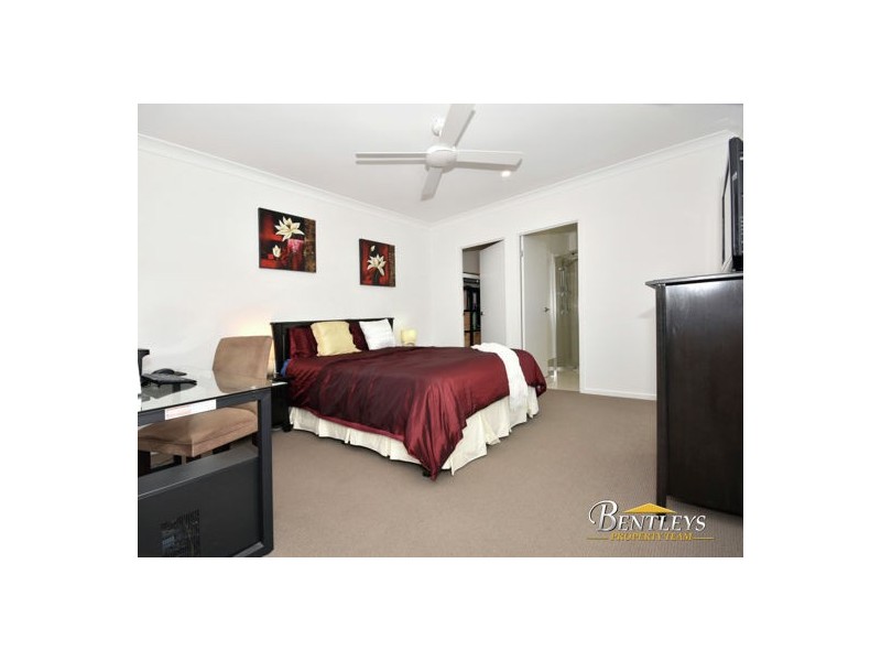 20 Emerald Drive, Caloundra West QLD 4551