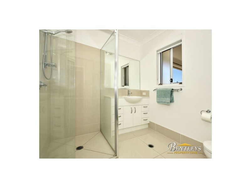 20 Emerald Drive, Caloundra West QLD 4551