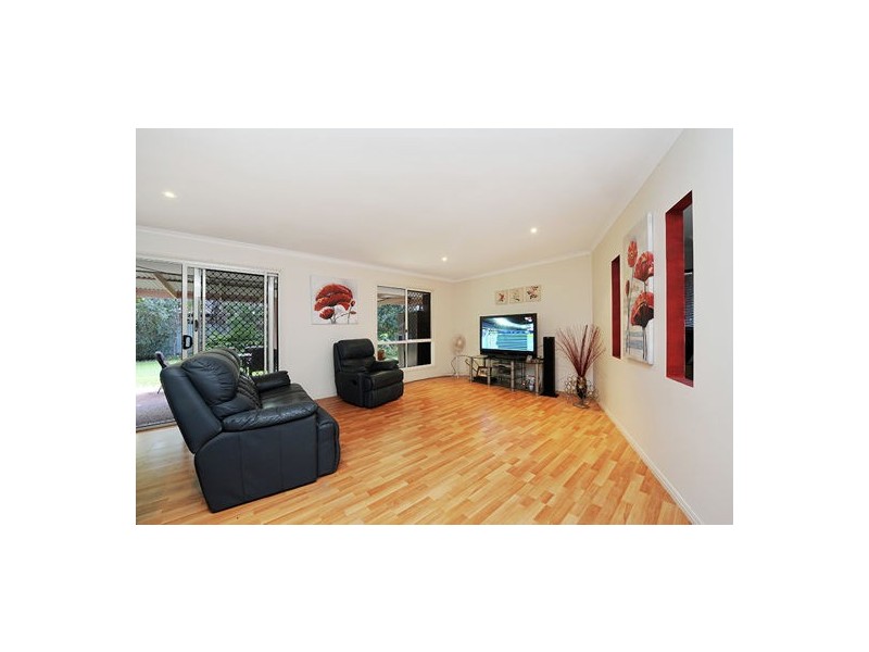 13 Rhodes Place, Aroona QLD 4551