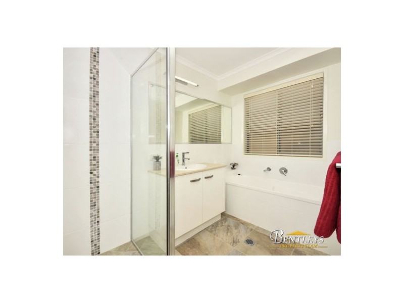 68 Haslewood Crescent, Meridan Plains QLD 4551