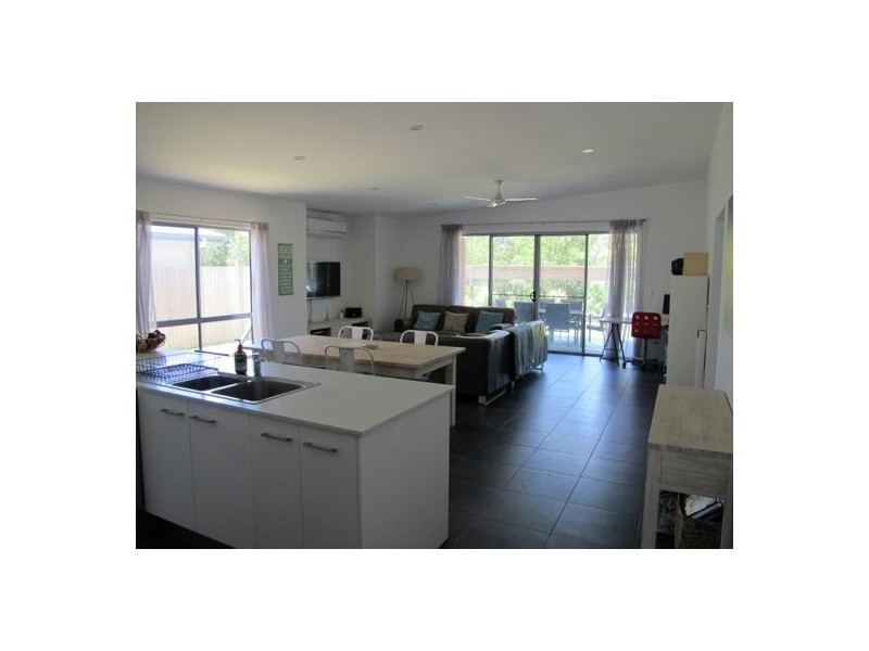 9 Ruby Crescent, Meridan Plains QLD 4551