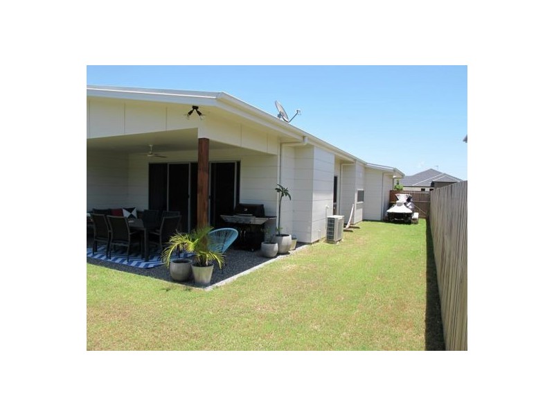 9 Ruby Crescent, Meridan Plains QLD 4551