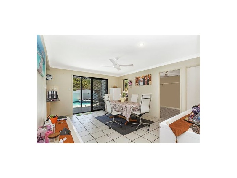 19 Bareki street, Wurtulla QLD 4575