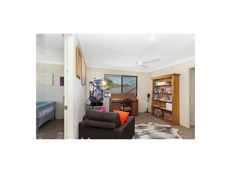 19 Bareki street, Wurtulla QLD 4575