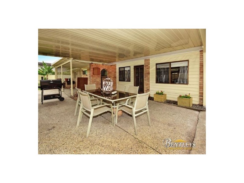 672 Nicklin Way, Wurtulla QLD 4575