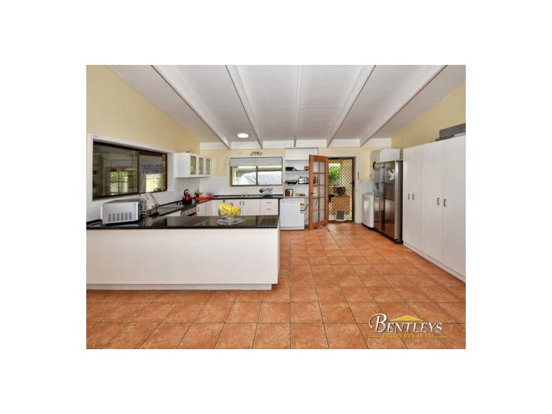 672 Nicklin Way, Wurtulla QLD 4575