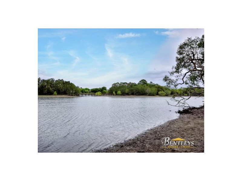 672 Nicklin Way, Wurtulla QLD 4575