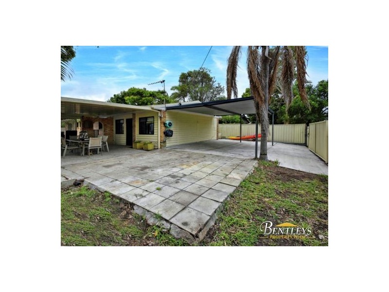 672 Nicklin Way, Wurtulla QLD 4575