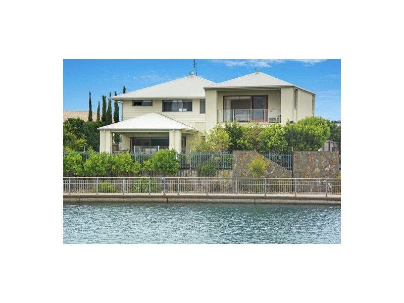 11 Wake Court, Birtinya QLD 4575