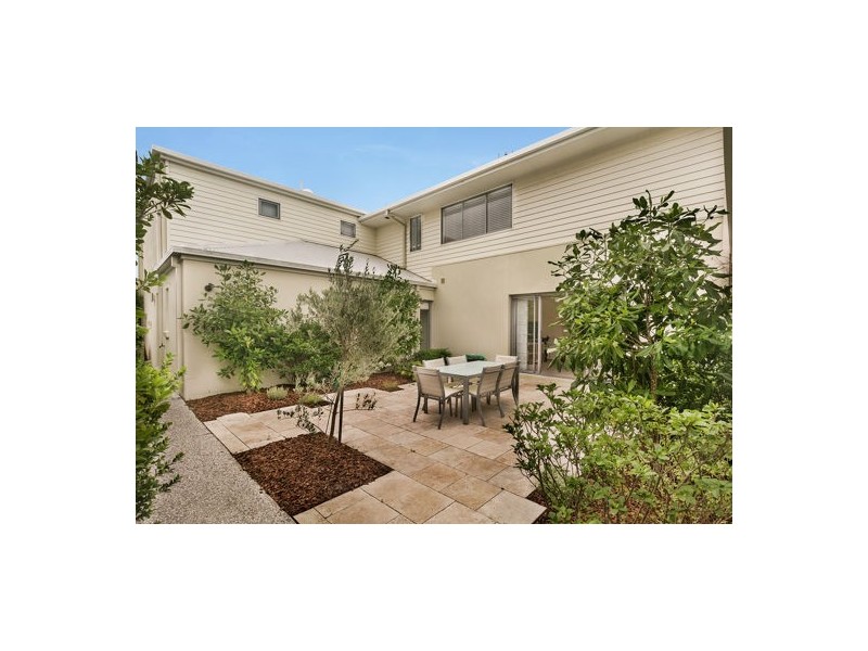 11 Wake Court, Birtinya QLD 4575