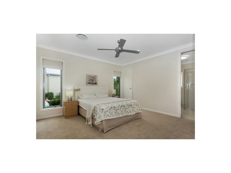 11 Wake Court, Birtinya QLD 4575