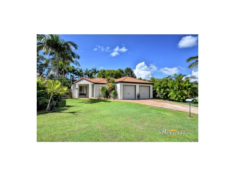 41 Lakeshore Place, Little Mountain QLD 4551