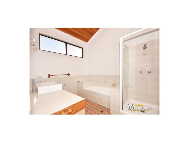 35 Boolagi Drive, Wurtulla QLD 4575