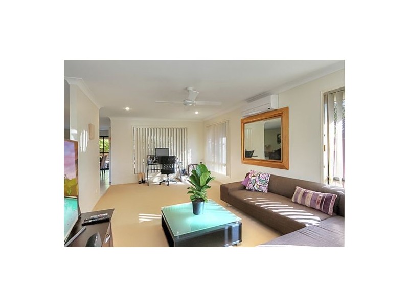 42 Discovery Drive, Little Mountain QLD 4551