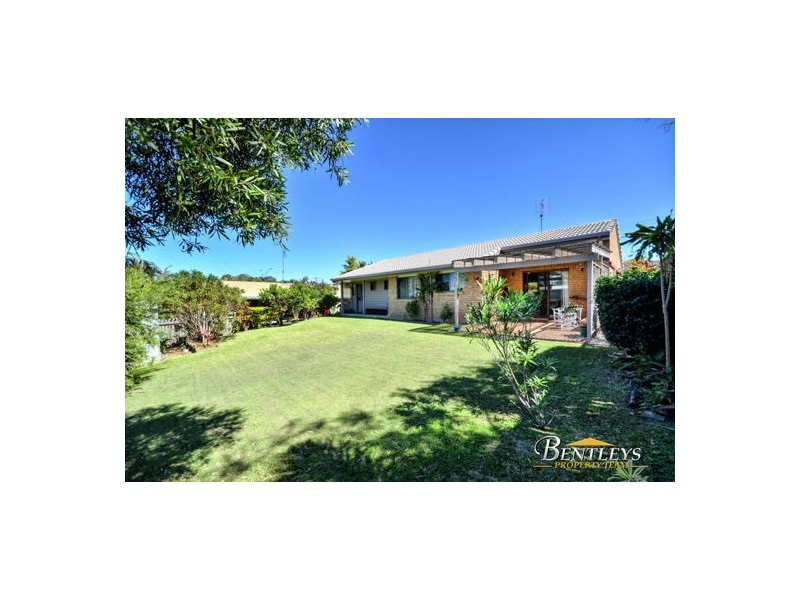 27 Pozieres Crescent, Aroona QLD 4551