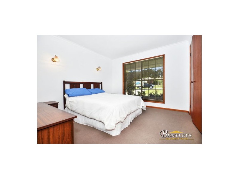 27 Pozieres Crescent, Aroona QLD 4551