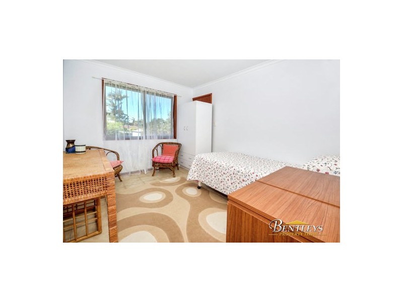 27 Pozieres Crescent, Aroona QLD 4551