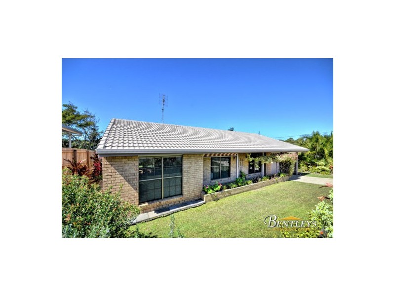 27 Pozieres Crescent, Aroona QLD 4551