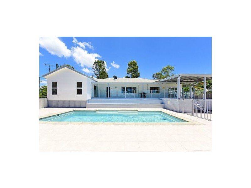 81 Pierce Avenue, Little Mountain QLD 4551