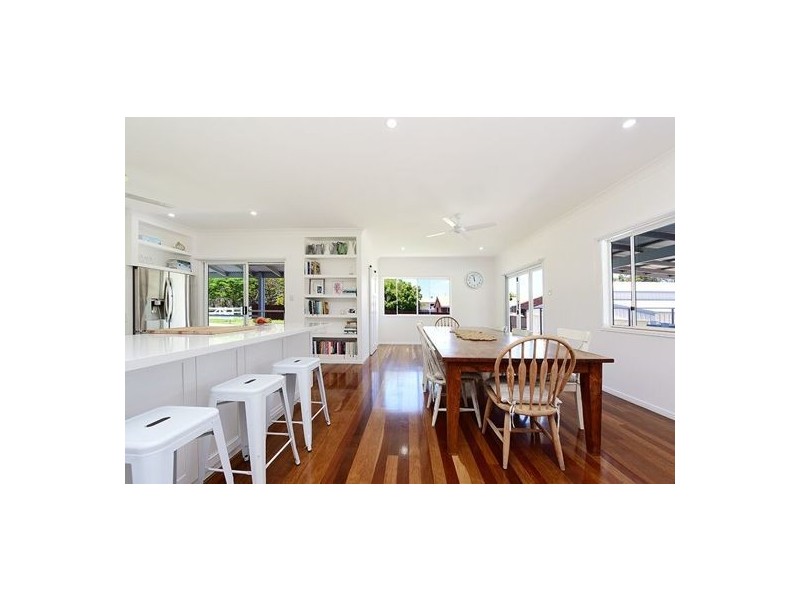 81 Pierce Avenue, Little Mountain QLD 4551