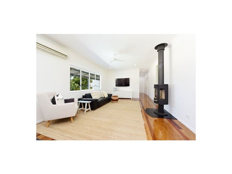 81 Pierce Avenue, Little Mountain QLD 4551