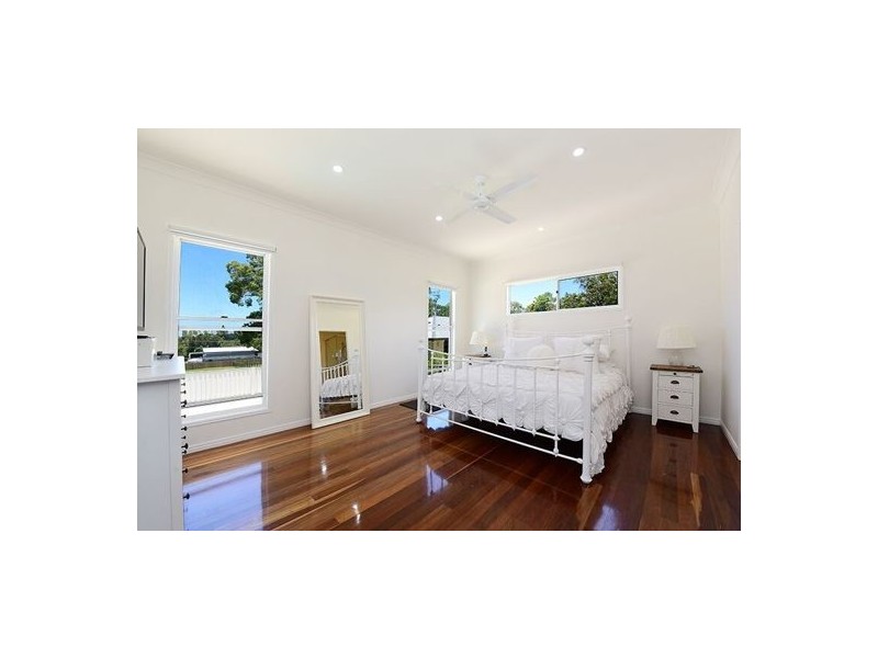 81 Pierce Avenue, Little Mountain QLD 4551