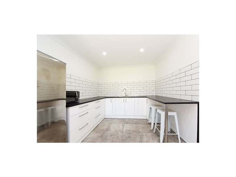 81 Pierce Avenue, Little Mountain QLD 4551