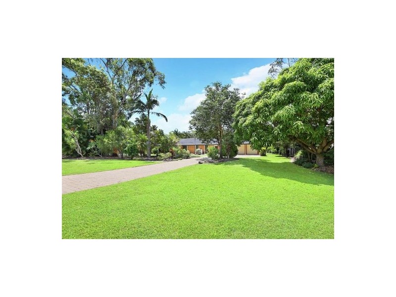 5 Casuarina Drive, Little Mountain QLD 4551