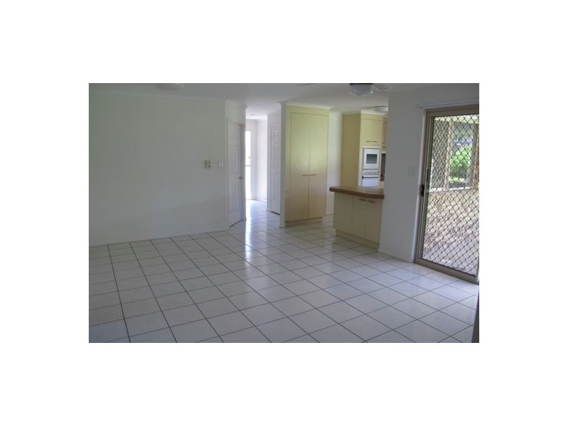 9 Rossiter Place, Aroona QLD 4551