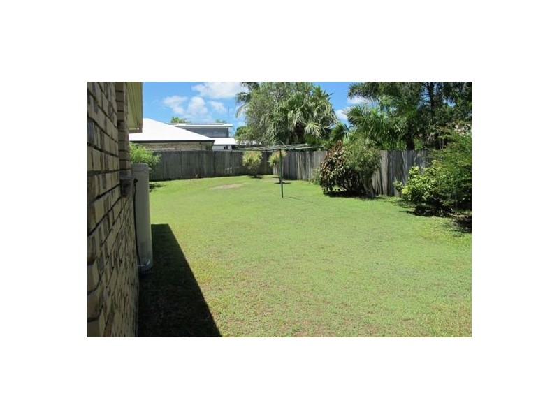 9 Rossiter Place, Aroona QLD 4551