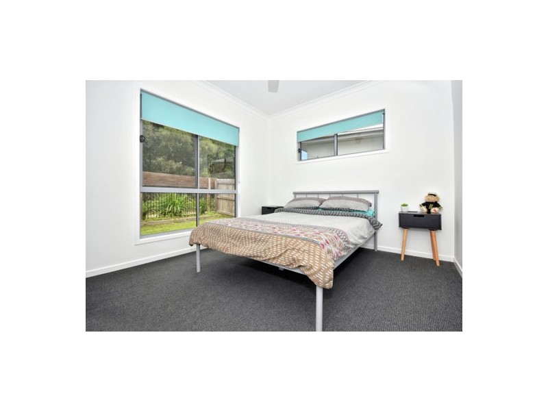 9 Ruby Crescent, Meridan Plains QLD 4551