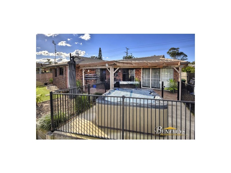 16 Kalana Road, Aroona QLD 4551