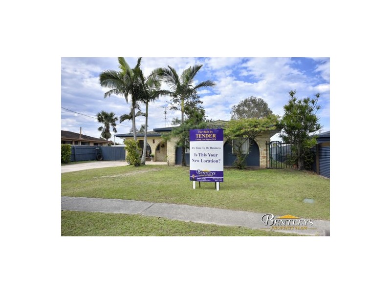 157 Nicklin Way, Warana QLD 4575