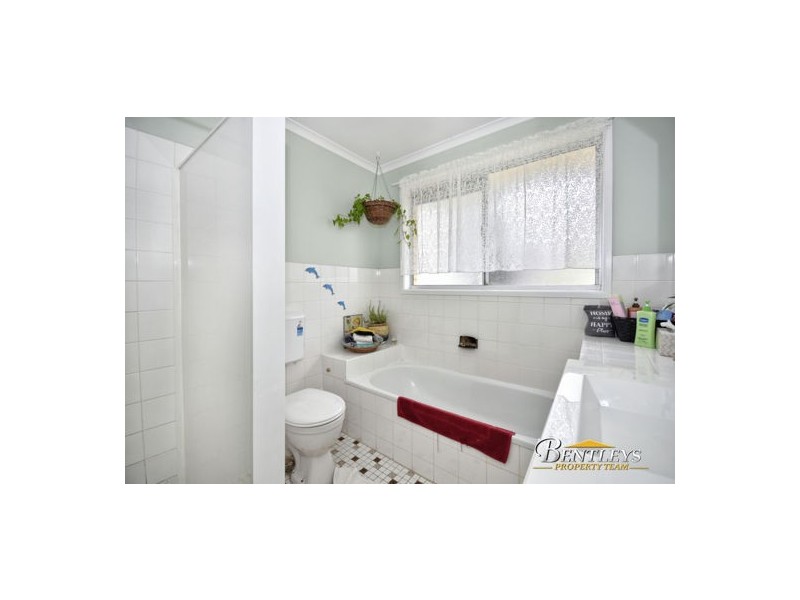 157 Nicklin Way, Warana QLD 4575