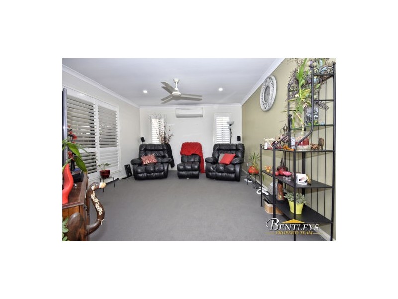 36 Discovery Drive, Little Mountain QLD 4551