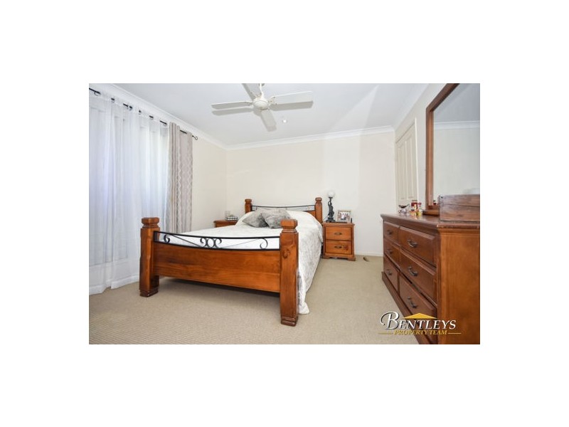 15 MOWBURRA PLACE, Caloundra West QLD 4551