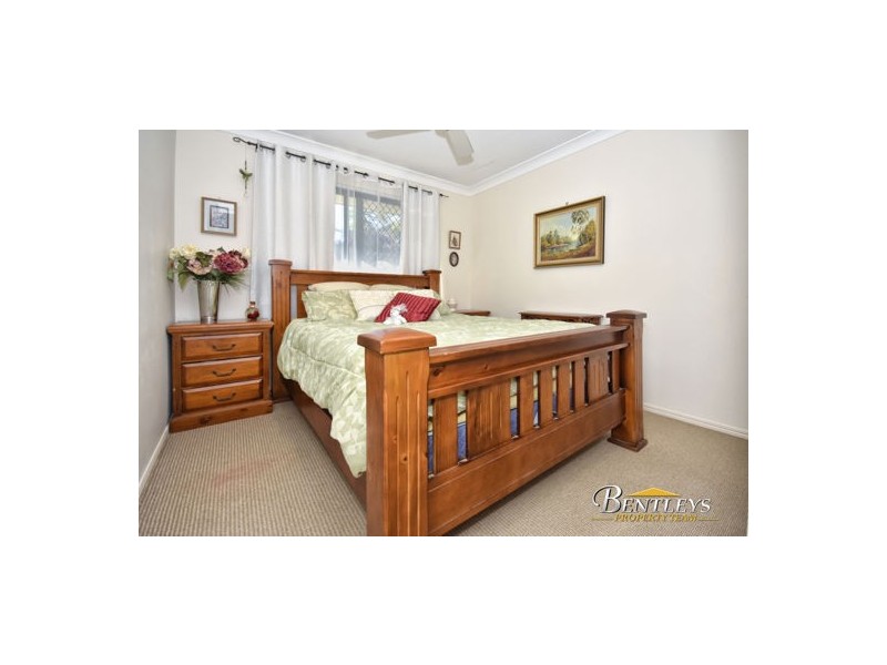 15 MOWBURRA PLACE, Caloundra West QLD 4551