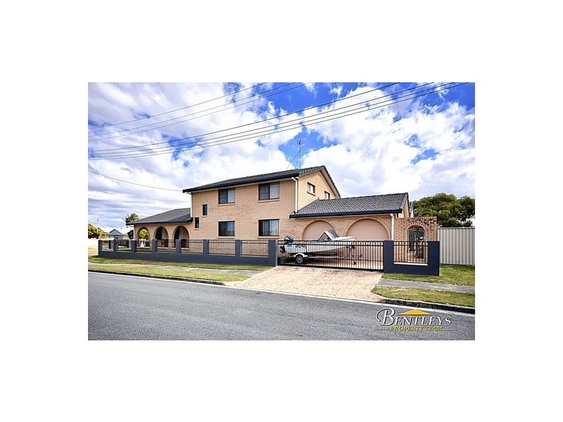 7 Piringa Street, Wurtulla QLD 4575