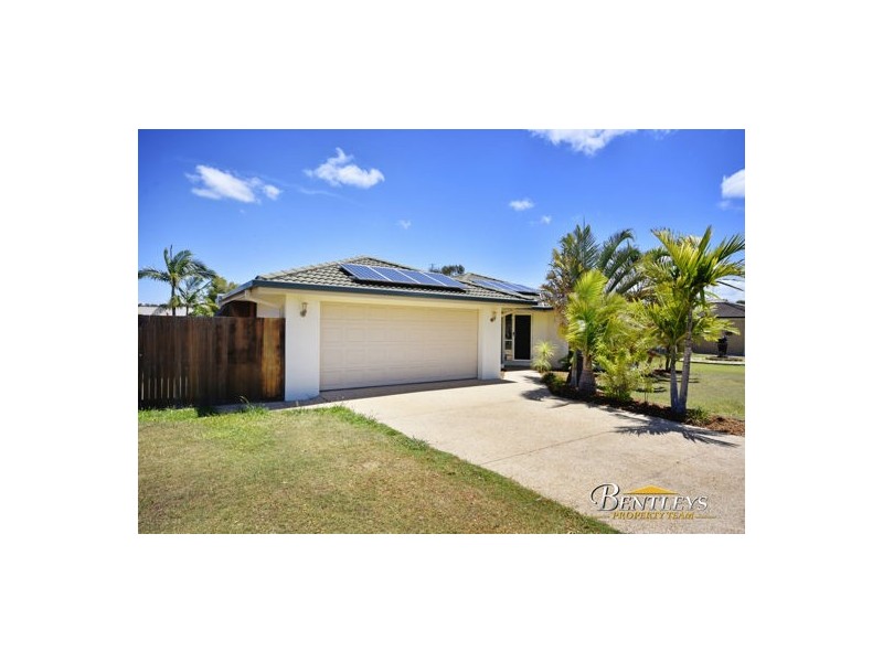 7 Water Side Place, Little Mountain QLD 4551