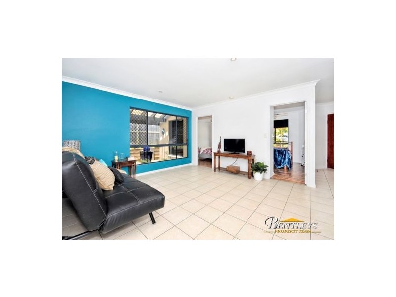 17 Highclare Court, Little Mountain QLD 4551